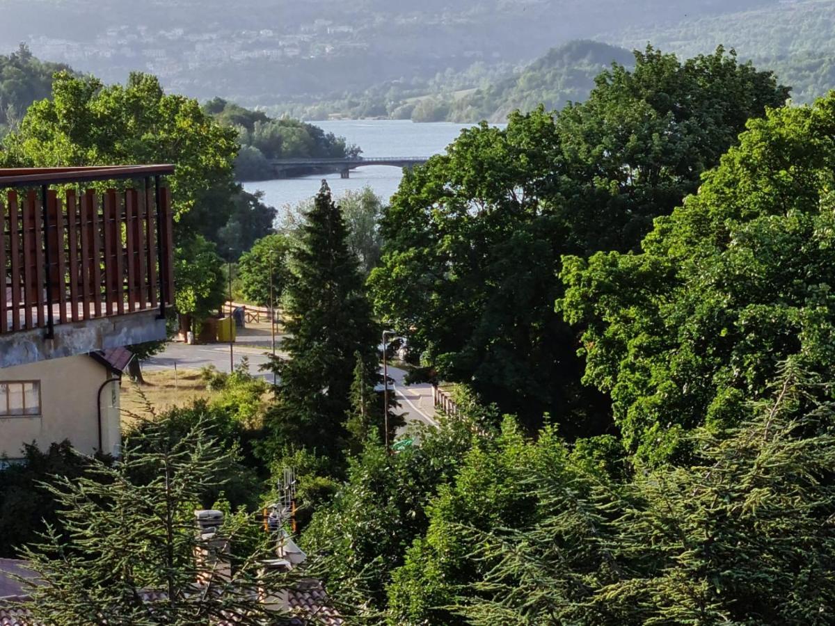 הוילה וילטה בריאה Luxury Lake מראה חיצוני תמונה